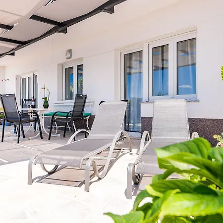 Lichtdurchflutetes Nur 500 Meter Zum Mit Traumhafter Terrasse Apartament *
