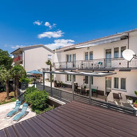Apartament Lichtdurchflutetes Nur 500 Meter Zum Mit Traumhafter Terrasse