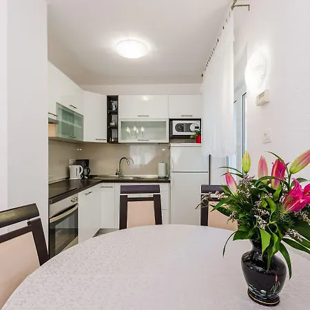 Apartment Lichtdurchflutetes Nur 500 Meter Zum Mit Traumhafter Terrasse