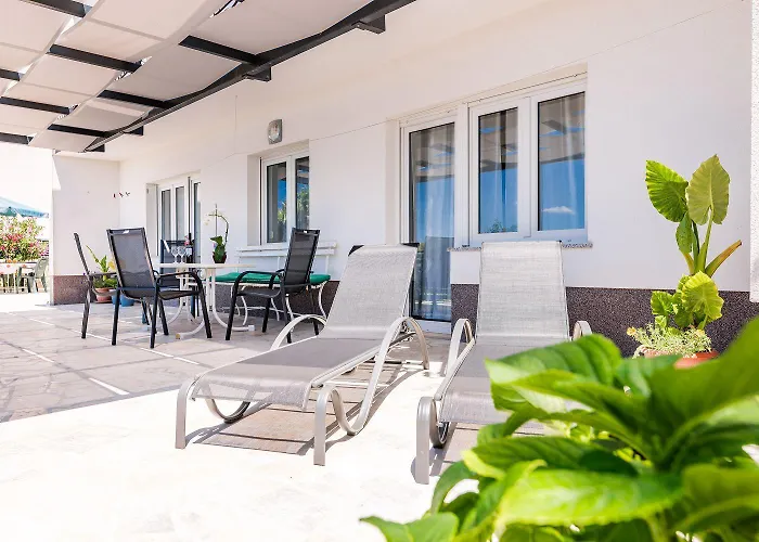 Lichtdurchflutetes Nur 500 Meter Zum Mit Traumhafter Terrasse Apartament *